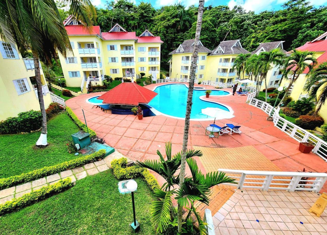Villa Relax On The Ridge - Ocho Rios Escape Extérieur photo